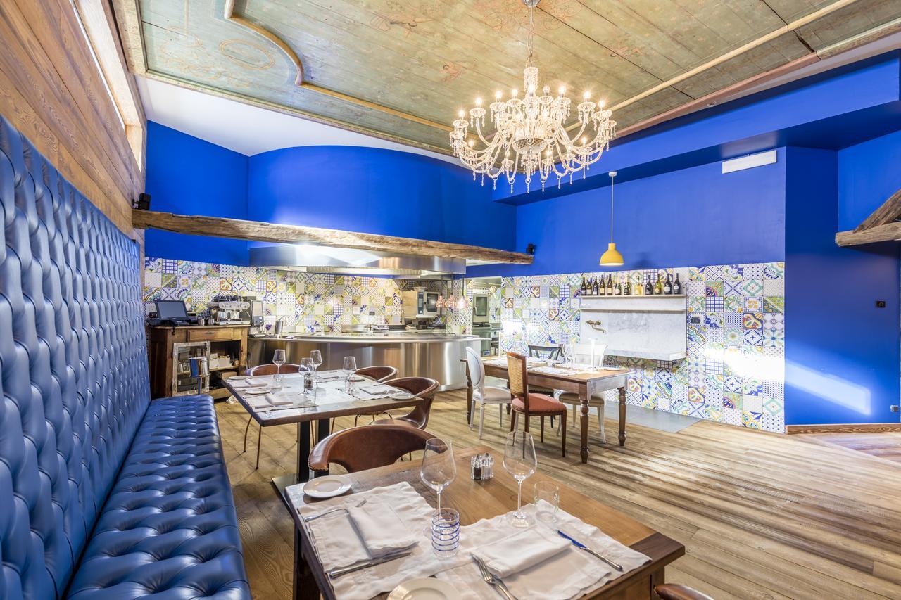 Aux Pieds Du Roi - Suite & Spa Breuil-Cervinia Exteriör bild